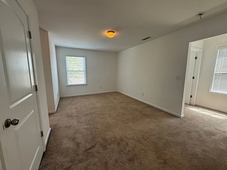 1507 Kellys Landing Dr — Photo 17