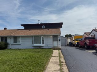 8743 S Beck Pl #8743, Hometown, IL 60456