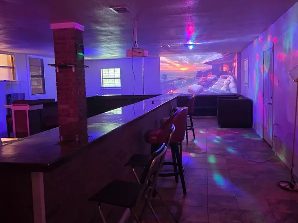 1107 S 6th St, Killeen, TX 76541