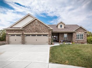 1877 Appleton Ct, Maryville, IL 62062