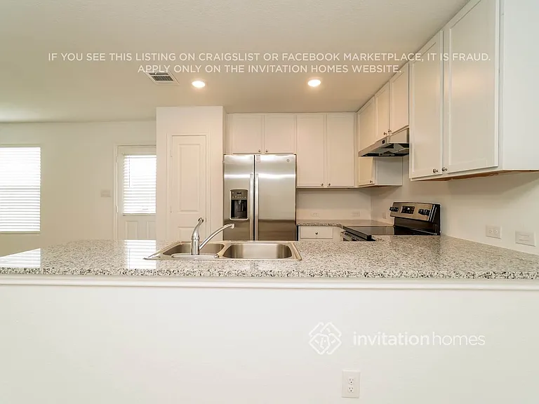 222 Hollywood Dr — Photo 8