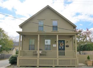 4 Willow St, Newport, RI 02840