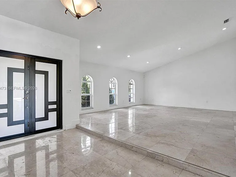 13105 Biscayne Island Ter — Photo 17