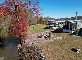 102 Mountain Meadows Dr, Morganton, GA 30560