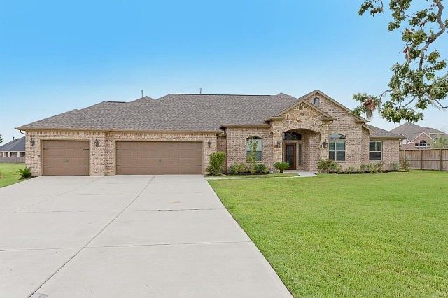 1st image of 11711 W Grand Pond Ct