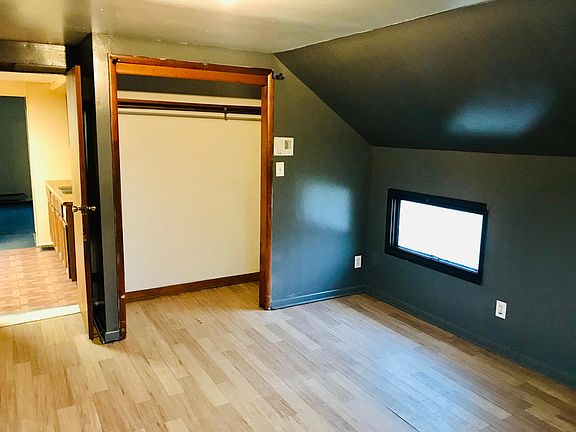 4th image of 1299 Kensington Ave Floor 2
