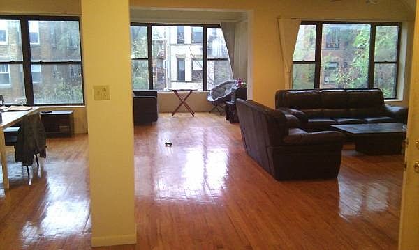 Living Room/Sunroom