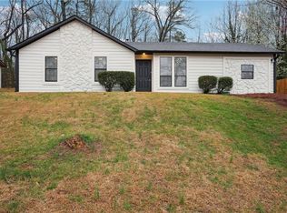 5151 Martins Crossing Rd, Stone Mountain, GA 30088
