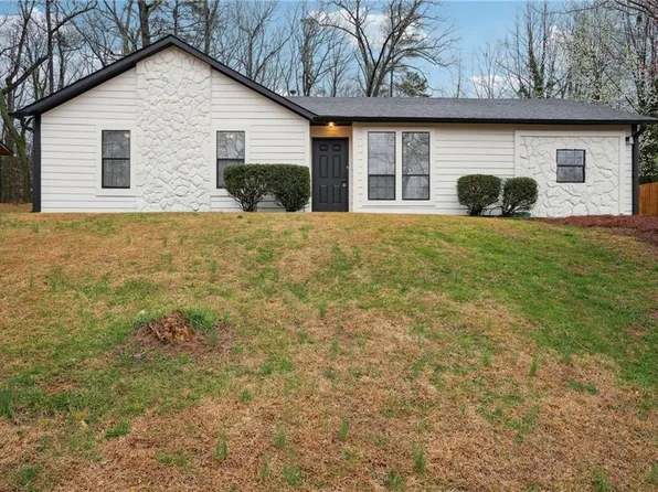 5151 Martins Crossing Rd, Stone Mountain, GA 30088