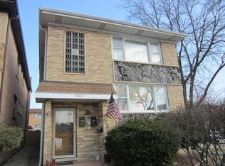 7800 W Addison St #1, Chicago, IL 60634