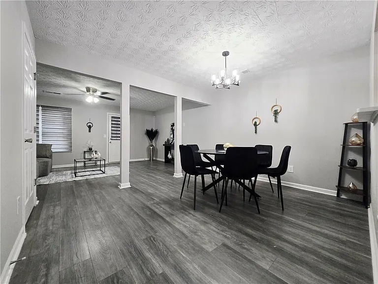 2430 Piering Dr — Photo 24