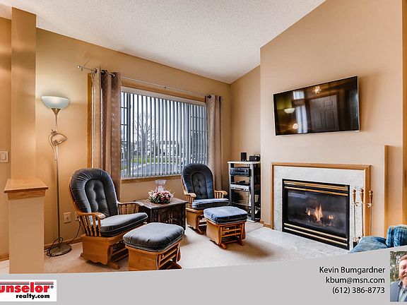 3rd image of 10931 Nassau Ct NE