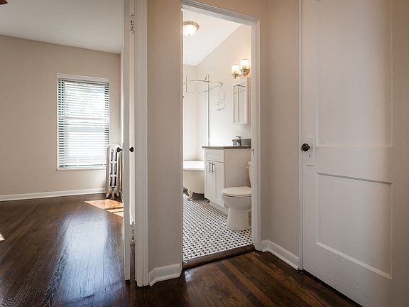 4th image of 5428-32 S Kimbark Ave #5428-1R