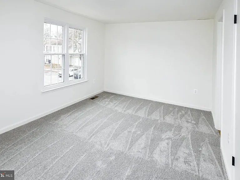 3705 Kempsford Field Pl — Photo 16