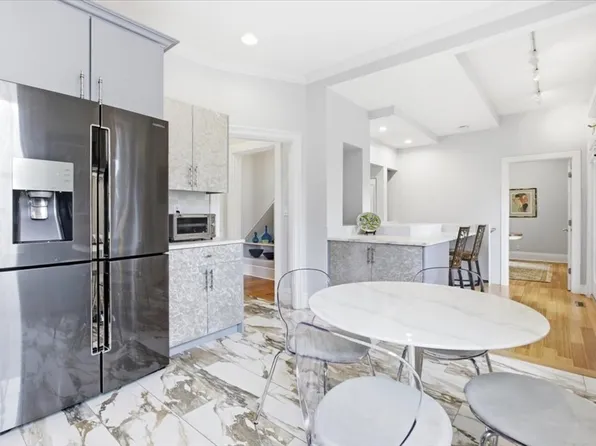 96 Seaverns Ave #1, Jamaica Plain, MA 02130