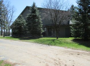 11750 Big Lake Rd, Davisburg, MI 48350