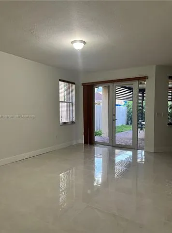 16475 SW 84th Ln — Photo 16