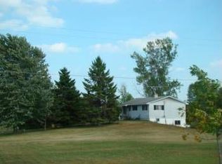 2250 E Newberg Rd, Pinconning, MI 48650