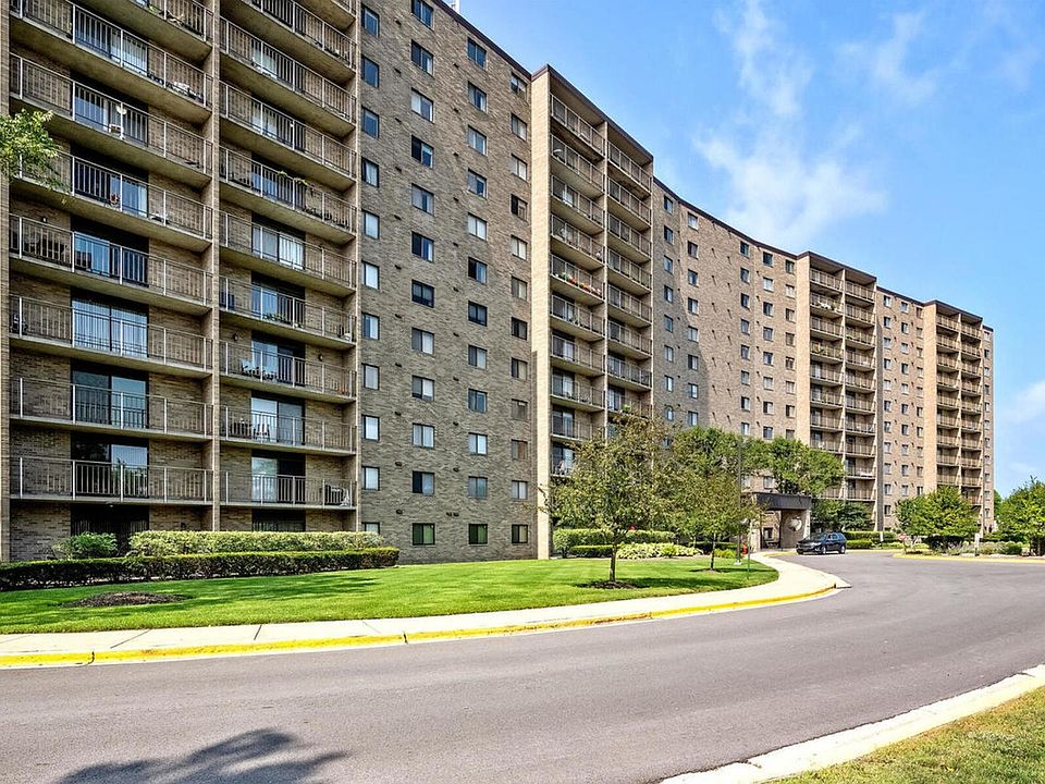 1st image of 6340 Americana Dr APT 722