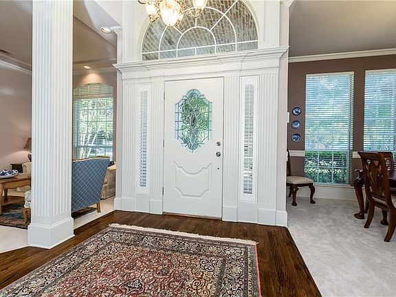 4th image of 1020 Atlee Dr