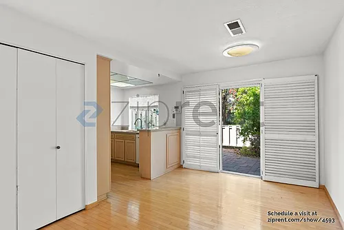 11051 Firethorne Dr Photo 1