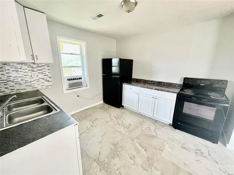 2203 Bryan Ave #A — Photo 6