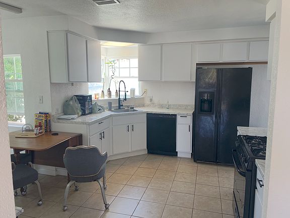 2nd image of 5193 El Paraiso Ave #D