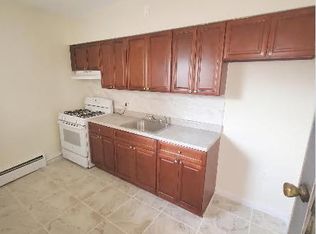 415 Kearny Ave #2, Kearny, NJ 07032
