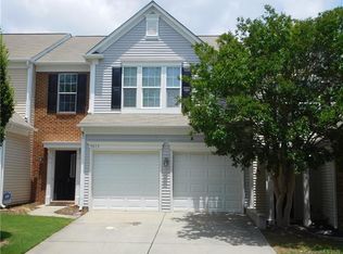 9018 Bishop Crest Ln, Charlotte, NC 28277