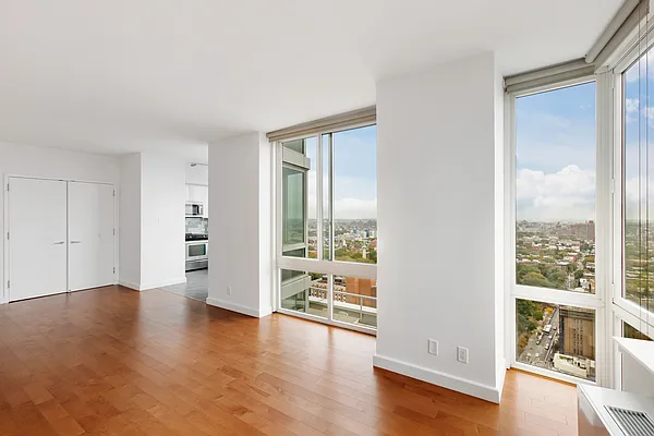 Rented by MNS | media 21