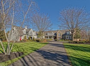 809 Village Trails Rd, Gates Mills, OH 44040