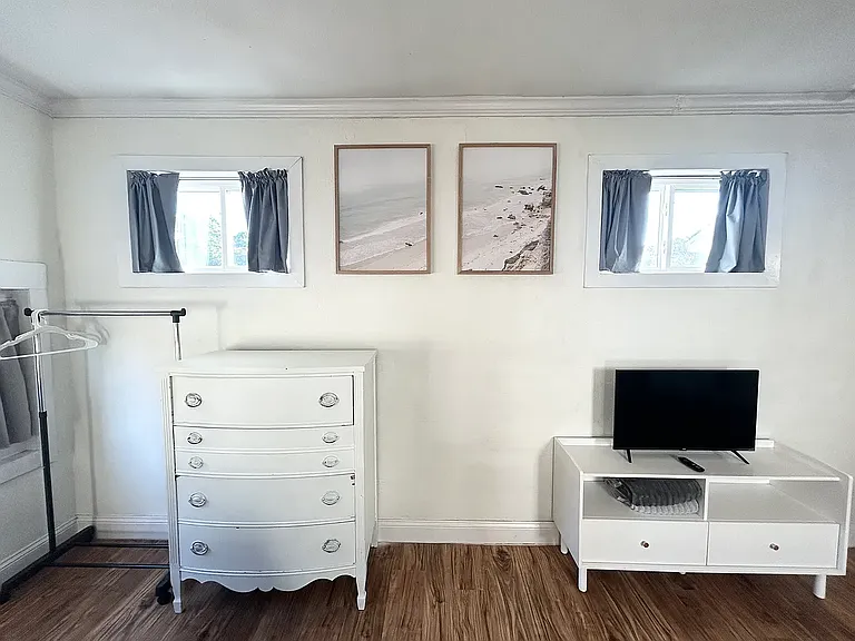 419 N F St #2 — Photo 9