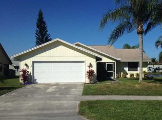 4141 SE Peppertree St, Stuart, FL 34997