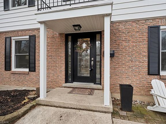 5th image of 20 Combermere Cres