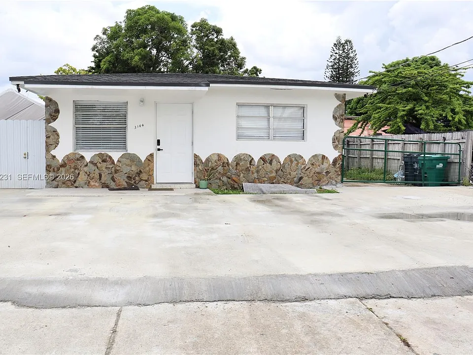 3144 NW 29th St #1