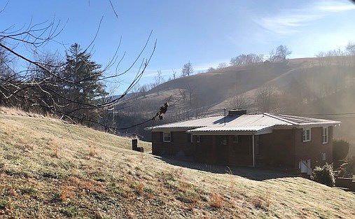 4th image of 46 Hokie Hill Dr