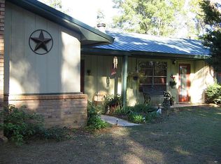 201 County Road 1200, Grapeland, TX 75844