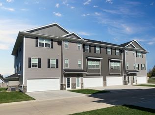 2264 Bison St, Marion, IA 52302