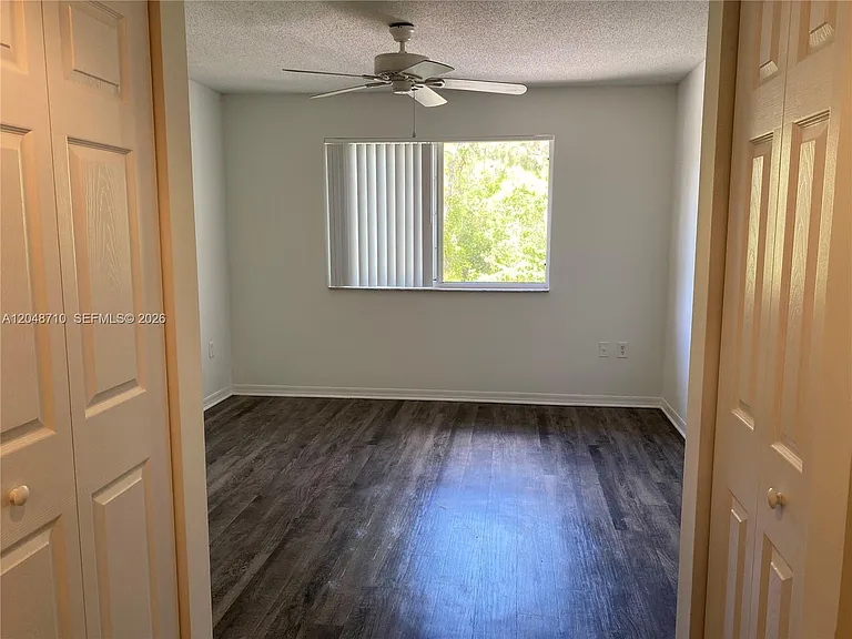 4177 N Haverhill Rd #808 — Photo 32