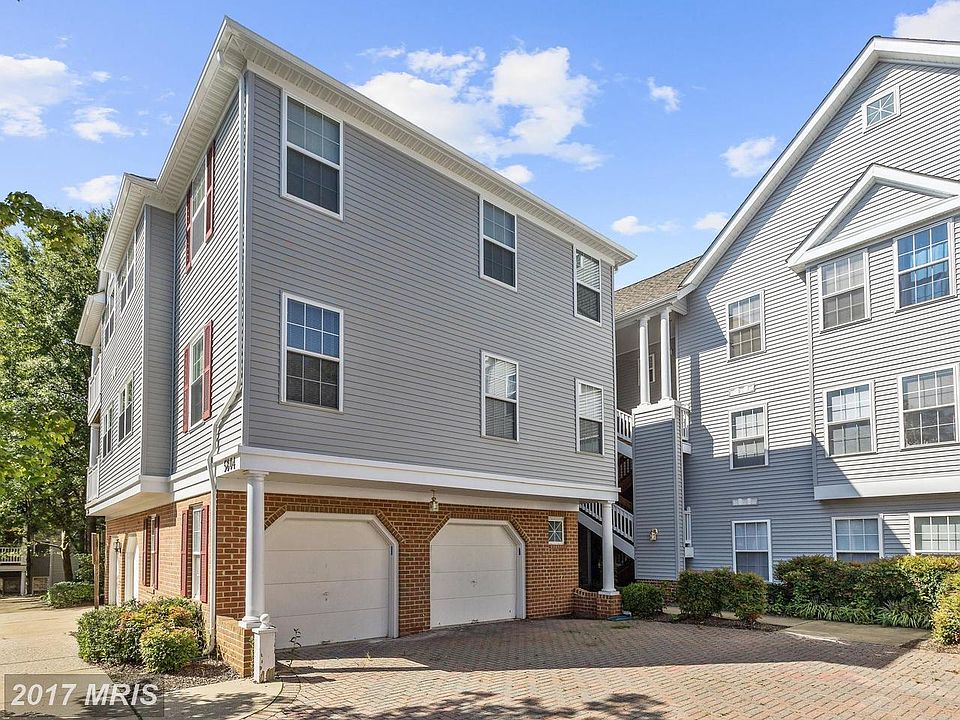 1st image of 5804 Wyndham Cir Unit 302