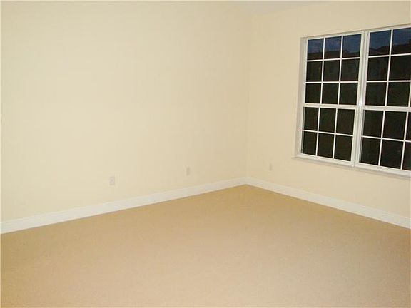 5th image of 1632 Baseline Ln