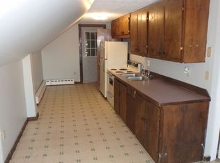 21 Spring St APT 5, Auburn, ME 04210