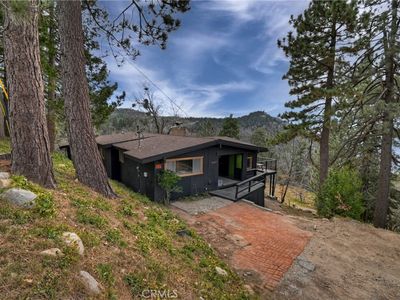 32047 Pine Cone Dr, Running Springs, CA, 92382