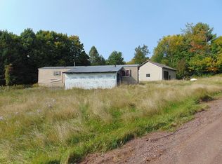 1415 Verona Rd, Wakefield, MI 49968