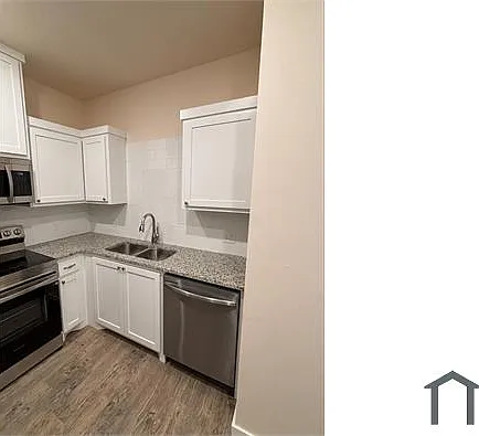 3 bed, $1,475 — Photo 2