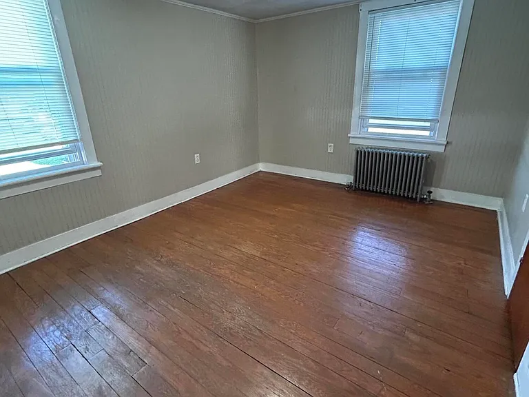 521 N Union Aly — Photo 13
