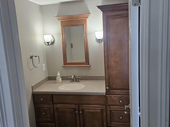 2nd image of 134 Maple Ave