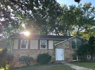 2240 Pea Ridge Rd, Clarksville, TN 37040