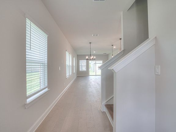 4th image of 217 Ivor Dr Lot 38