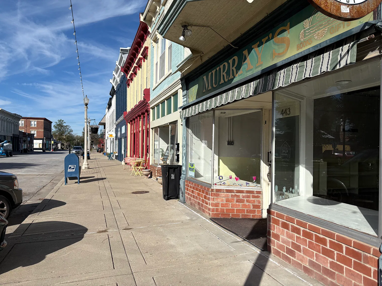 443 Main St — Photo 2